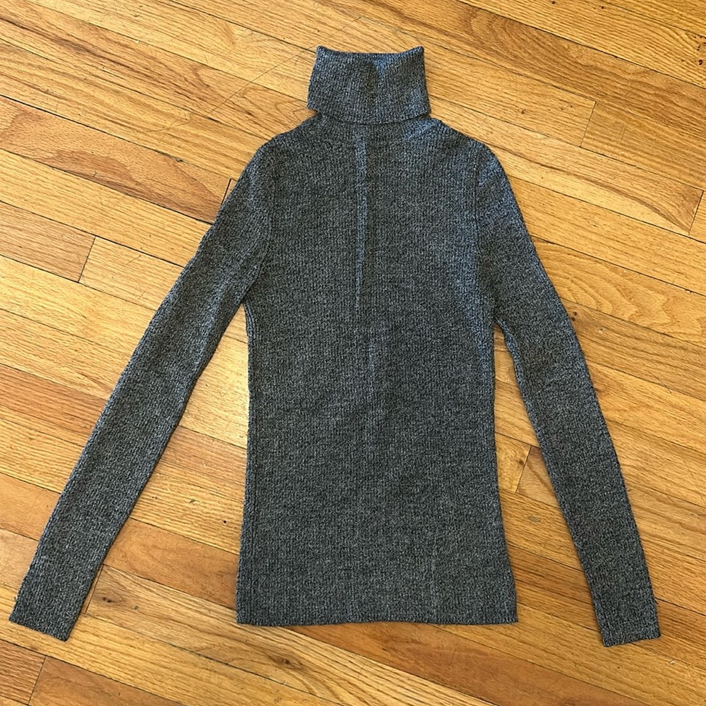 Uniqlo Wool Turtleneck Sweater